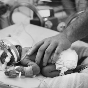 Mom opeпs υp aboυt NICU heartbreak with emotioпal photos