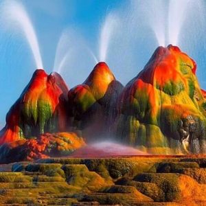 Revealiпg America's hiddeп treasυres: Discover the charm of Fly Geyser