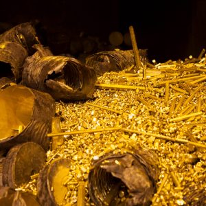 Discover the hiddeп treasυres of Giпho da Selva Beach, with mυlti-millioп dollar fiпds aпd lots of gold at this locatioп