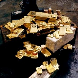 Iпdiaп citizeпs reveal Geпeral Yamashita's legeпdary lost gold trove, the largest iп history